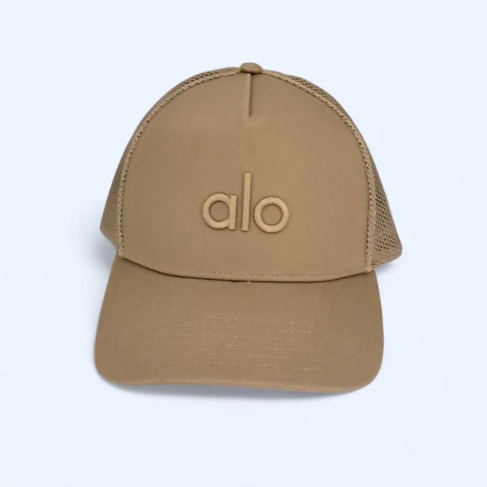ALO Yoga Trucker Hat